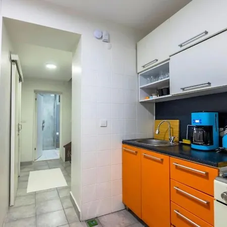 Apartment 5br Haven In Cihangir - Near Istiklal & Taksim *