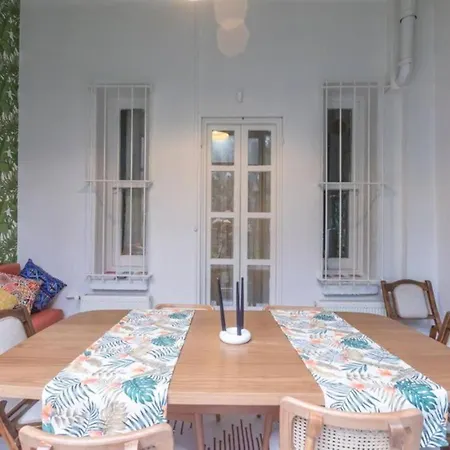 5br Haven In Cihangir - Near Istiklal & Taksim