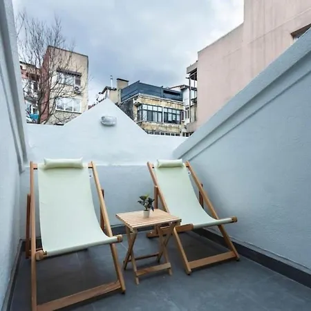5br Haven In Cihangir - Near Istiklal & Taksim *