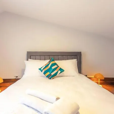 Apartment 5br Haven In Cihangir - Near Istiklal & Taksim Istanbul
