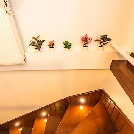 5br Haven In Cihangir - Near Istiklal & Taksim Стамбул