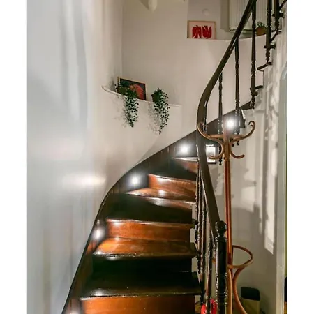 5br Haven In Cihangir - Near Istiklal & Taksim Апартаменты