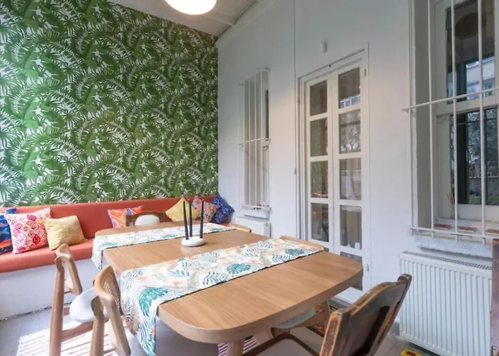 5br Haven In Cihangir - Near Istiklal & Taksim