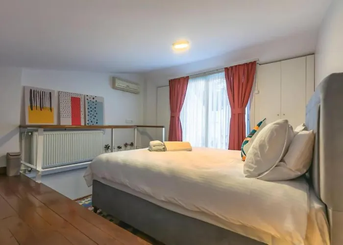 5br Haven In Cihangir - Near Istiklal & Taksim *