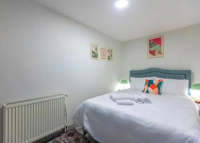 5br Haven In Cihangir - Near Istiklal & Taksim *