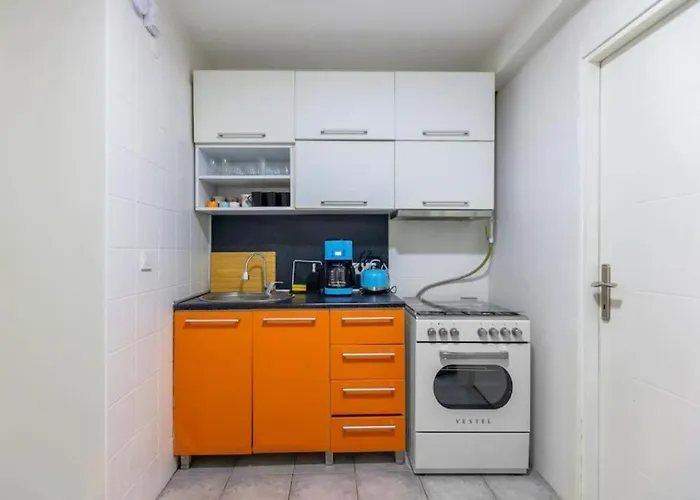 Apartment 5br Haven In Cihangir - Near Istiklal & Taksim